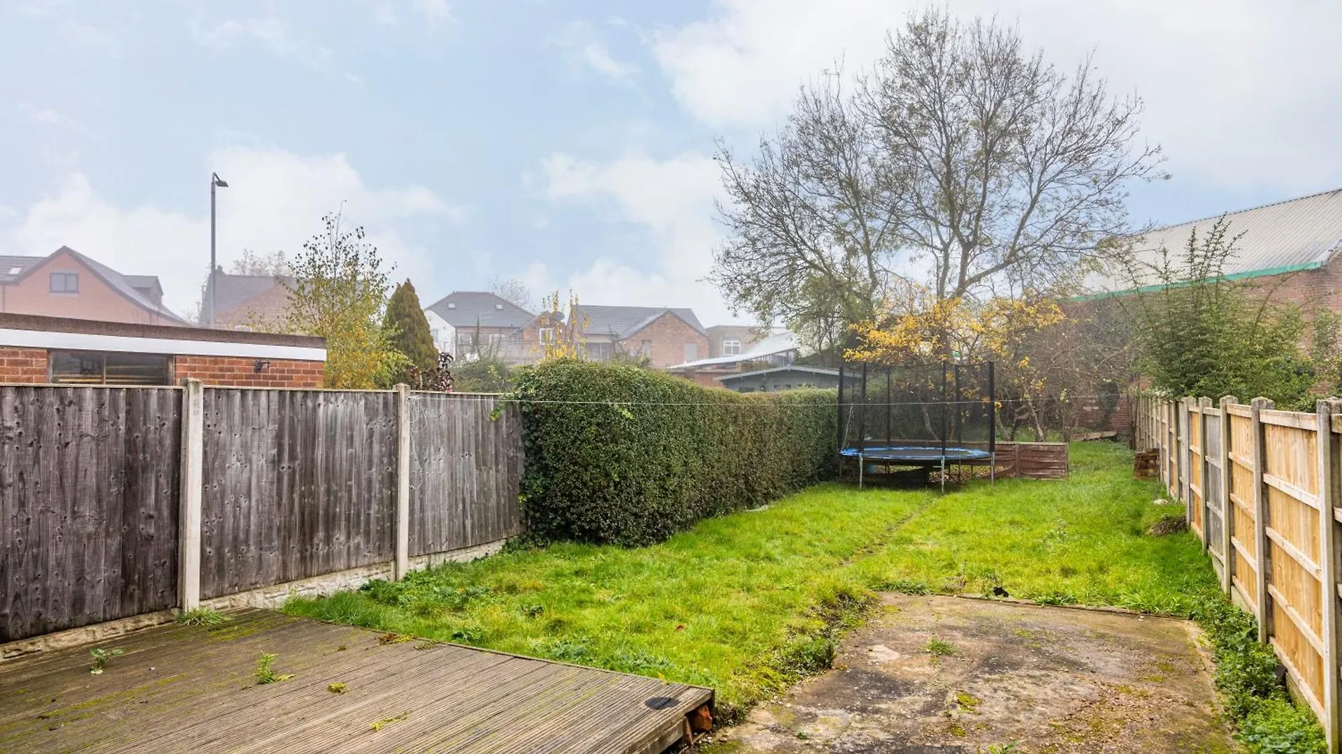 3 Bedroom, Private Orchard, Private Bathroom, Driveway Nottingham
