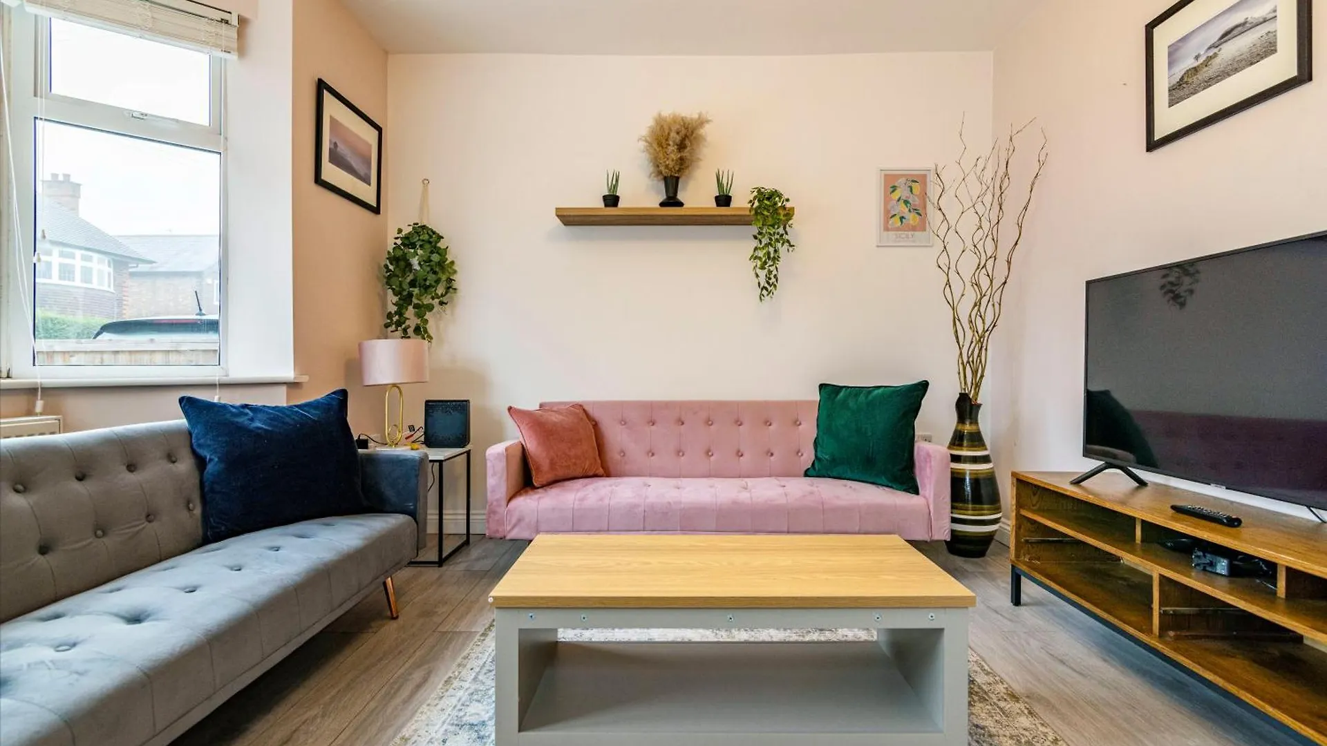 Villa 3 Bedroom, Private Orchard, Private Bathroom, Driveway Nottingham United Kingdom